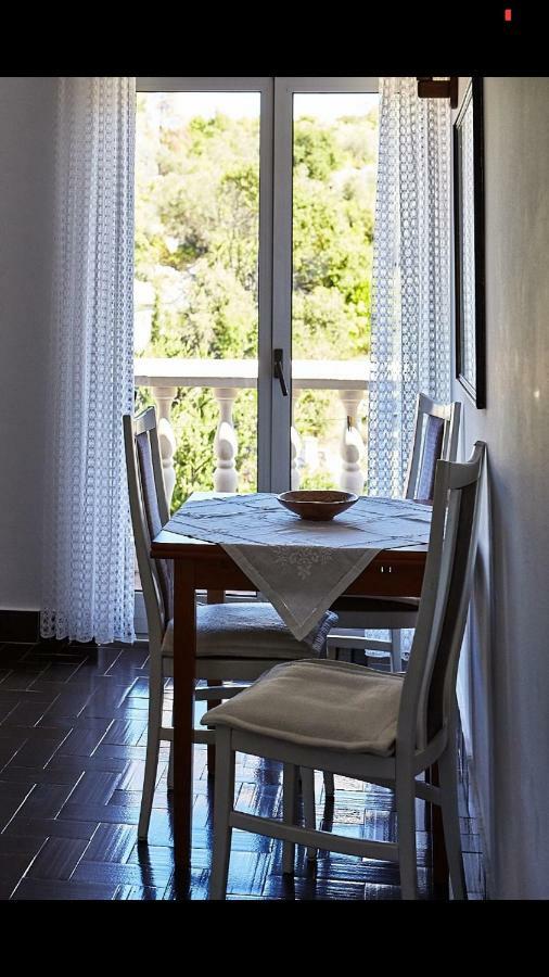 Guesthouse Antonija Lussingrande Esterno foto