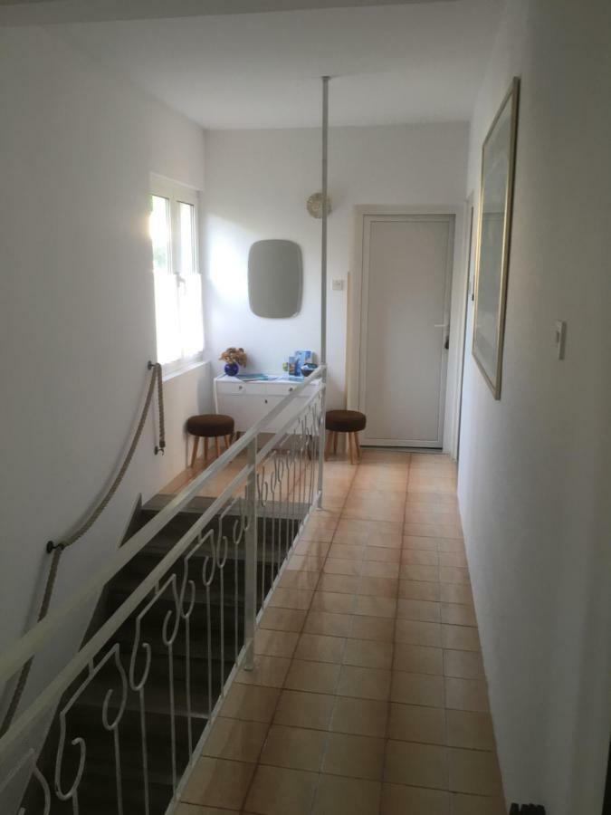 Guesthouse Antonija Lussingrande Esterno foto